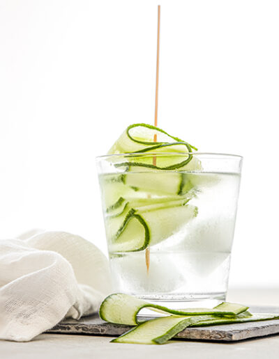 Light cucumber drink